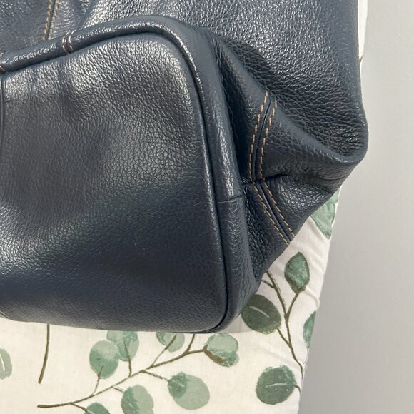 Beautiful LANCEL "French Flair” leather Tote bag, navy blue colour - Picture 13 of 16